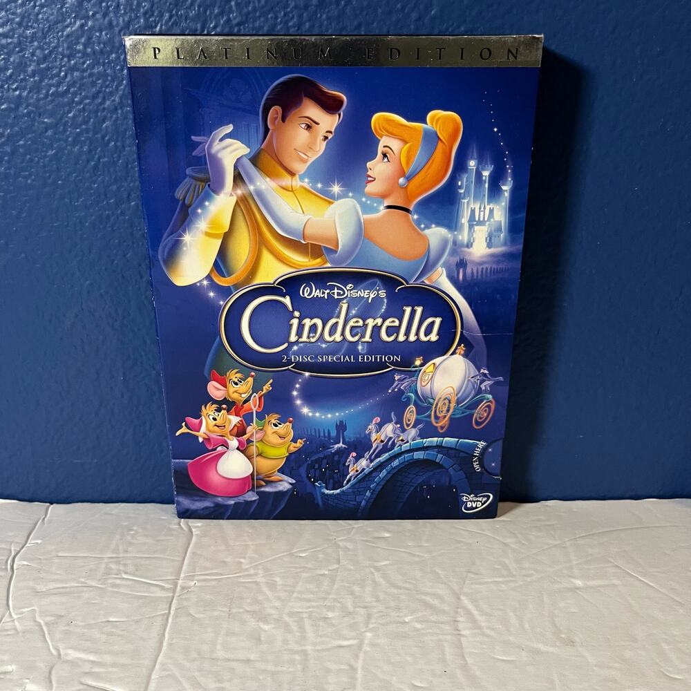 Disney Cinderella Platinum DVD (Two-Disc Special Edition)